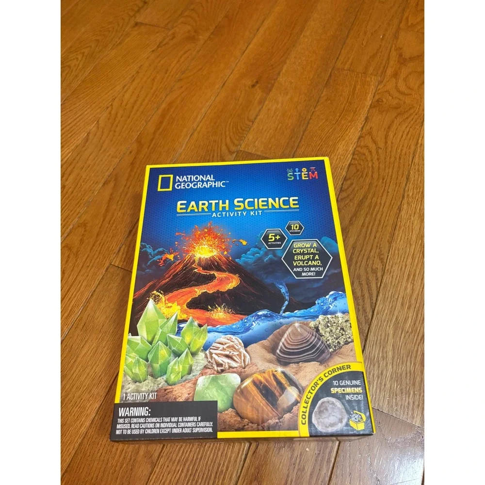 National Geographic Earth Science Activity Kit STEM Volcano Crystal 10 Specimens